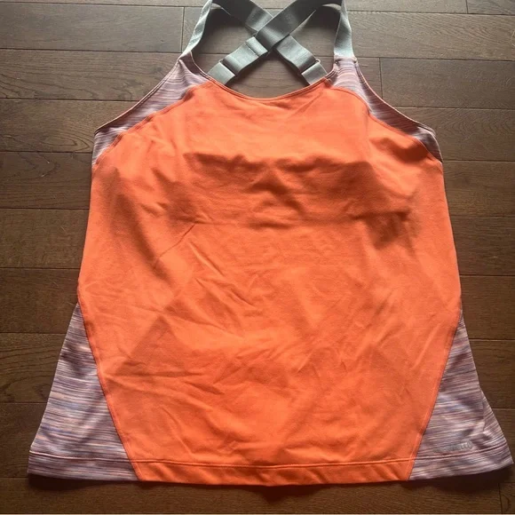 Merrell Tank Top - Picture 3 of 8
